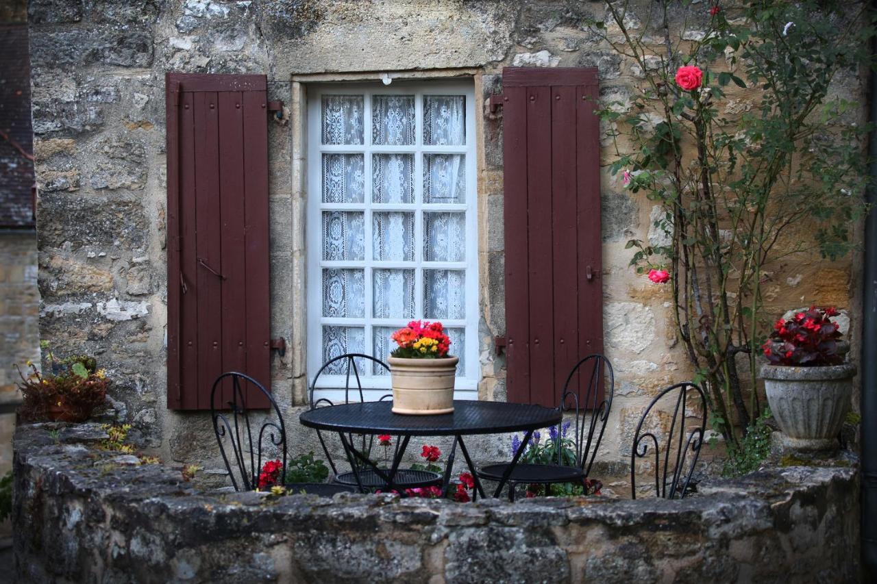 La Petite Maison Beynac-et-Cazenac Buitenkant foto