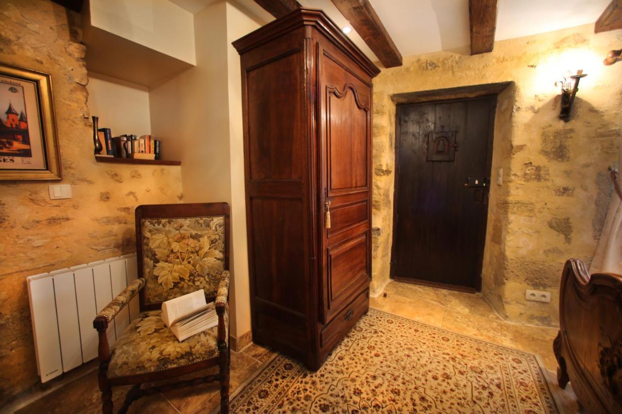 La Petite Maison Beynac-et-Cazenac Buitenkant foto