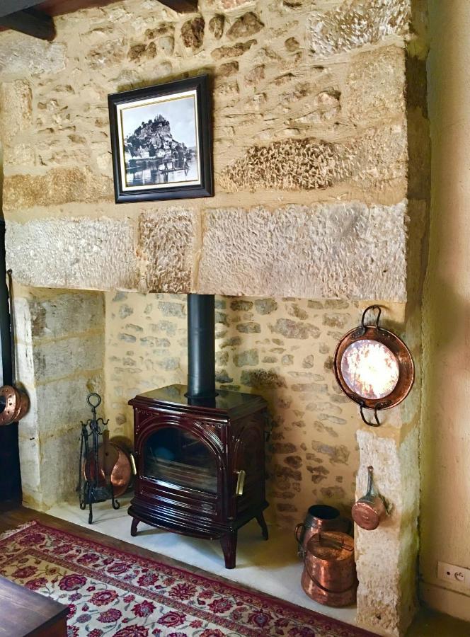 La Petite Maison Beynac-et-Cazenac Buitenkant foto