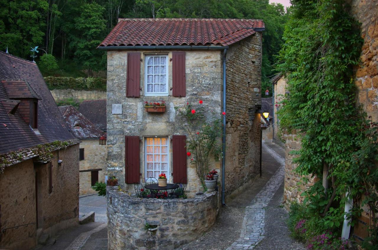La Petite Maison Beynac-et-Cazenac Buitenkant foto