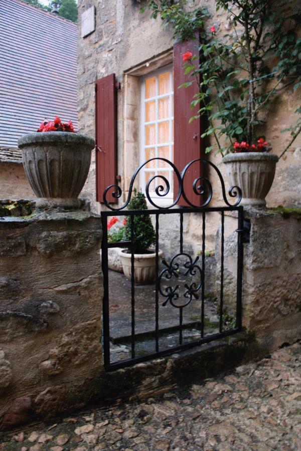 La Petite Maison Beynac-et-Cazenac Buitenkant foto
